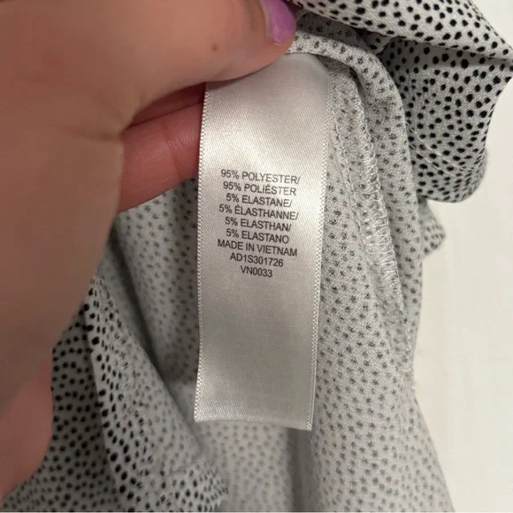 Black & White Short-Sleeve Blouse from Adrianna Papell - Picture 6 of 8